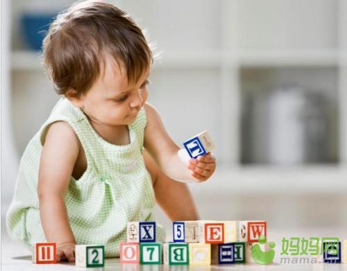 孩子學(xué)英語為什么首先需要學(xué)好字母