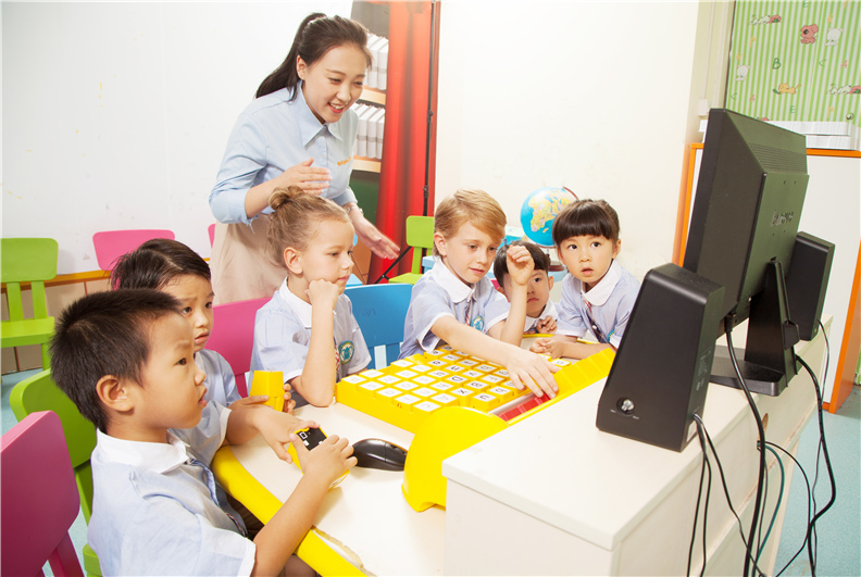 孩子在上幼兒園，有必要去少兒英語培訓(xùn)班報(bào)名么