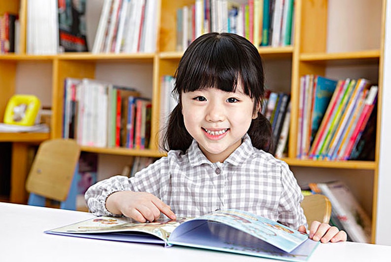為什么幼兒英語啟蒙使用自然拼讀而不是國際音標